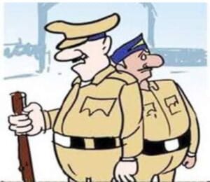 IMG_20240916_230632 1 Shirur Crime : भाऊ,भावजय व आईकढुन एक इसम व त्याच्या पत्नीस मारहाण करण्याची घटना घडली आहे. ही मारहाणीची घटना शिरुर तालुक्यातील इनामगाव येथे घडली आहे. आई,भाऊ व भावजय यांच्या विरुदध शिरूर पोलिस ठाण्यात गुन्हा दाखल करण्यात आला आहे. शिरुर पोलिस पुढील तपास करत आहेत.