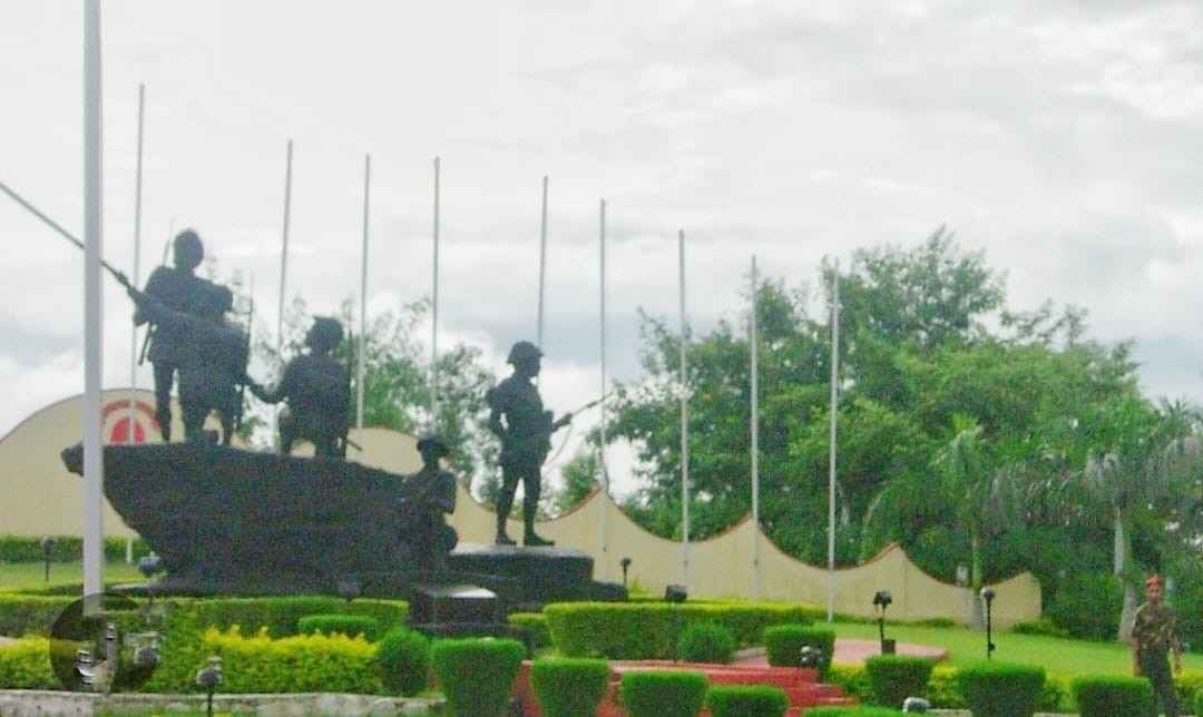 Dr BR Ambedkar Biography 2026: डॉ अंबेडकर की कहानी हिंदी में 2 Dr BR Ambedkar Biography 2026 : महू, मध्य प्रदेश स्थित सेना छावती जो बाबासाहेब के नाम से विश्वभर में प्रसिद्ध हुई.