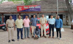 Breaking News Gutka : अवैध गुटखा वाहतूक करणाऱ्या आरोपीच्या मुसक्या, ₹५,५०,०००/- चा मुद्देमाल जप्त – शिरूर गुन्हे शाखेची कारवाई