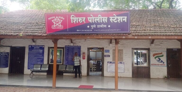 भाडेकरू पडताळणी कारवाई शिरूरमध्ये वेगात. भाडेकरूची माहिती पोलीस स्टेशनला न दिल्याने घरमालकावर गुन्हा दाखल. संपूर्ण बातमी वाचा.