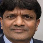 डॉ. नितीन पवार सत्यशोधक ब्लॉगचे संपादक यांचा क्लोजअप फोटो